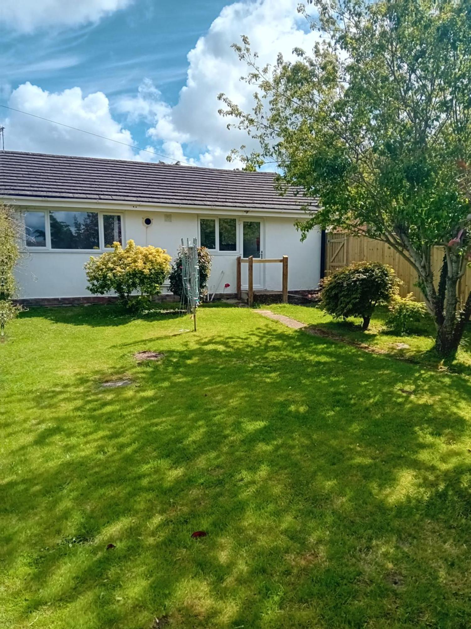 The Bungalow Lymington With New Forest 1 Mile Villa Exterior foto